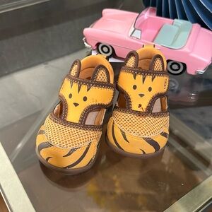 Ugg sandals
